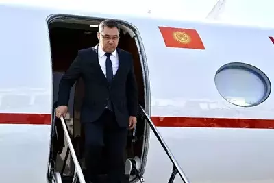Президент Киргизии прилетел в Астану